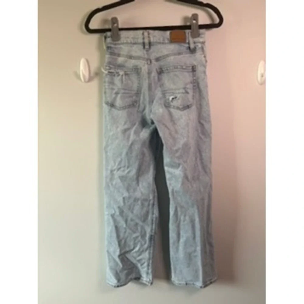 American Eagle Strigid Jeans Women's Size 0 Short Blue Distressed High Rise